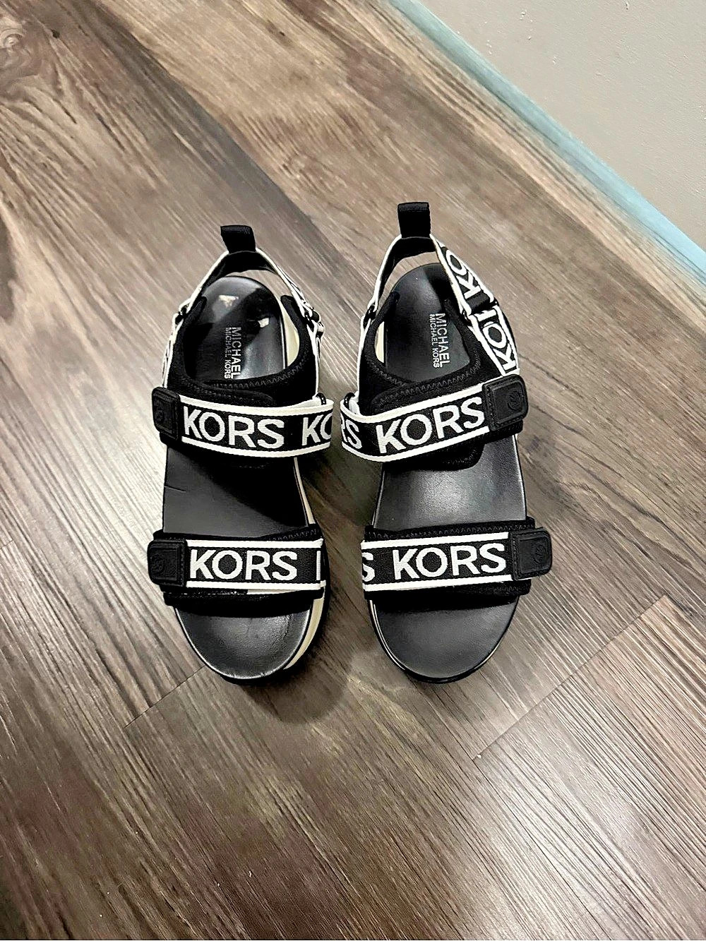 Michael Kors Maverick Logo Print Sandal Platform Black & White